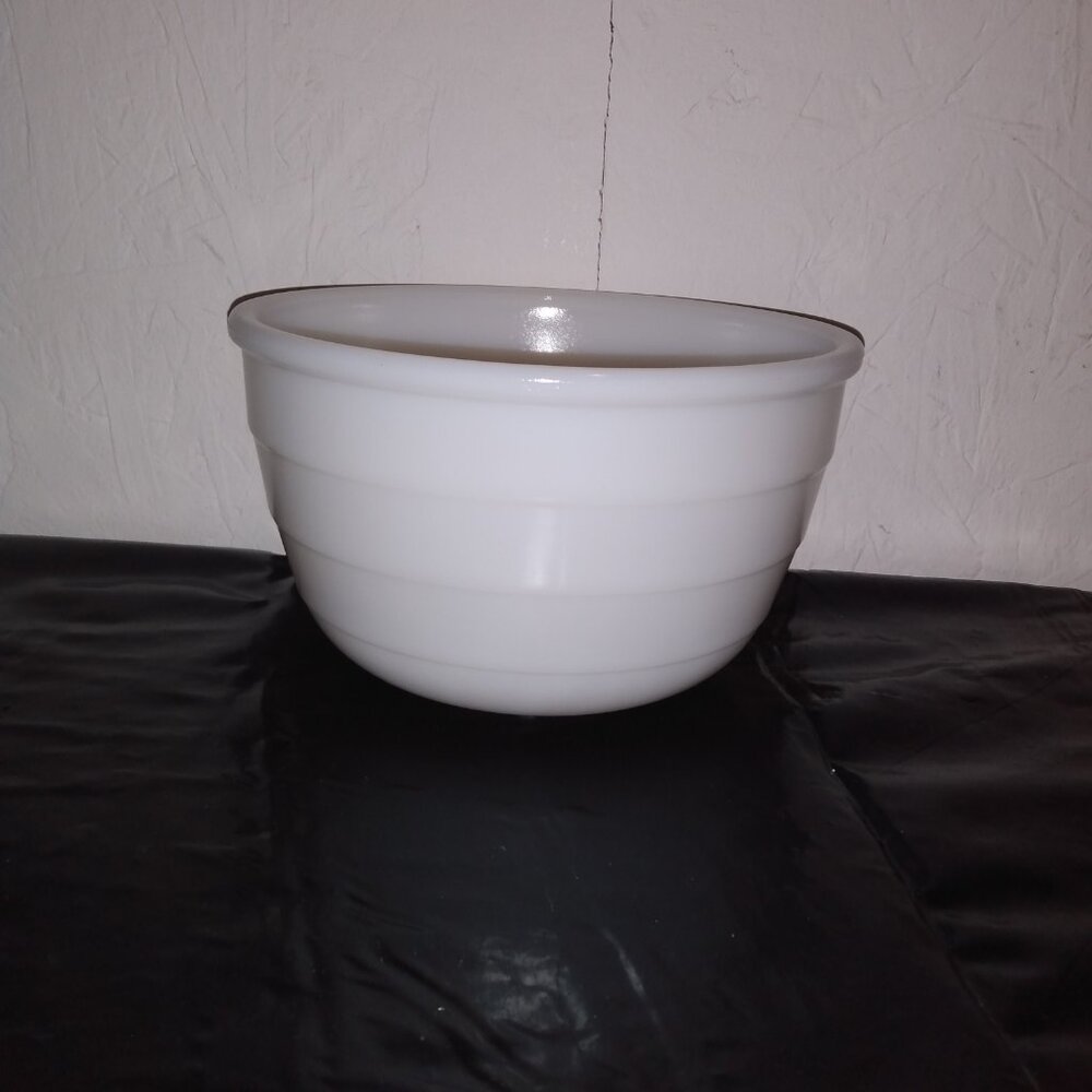 Vintage General Electric (GE) White Ribbed Milk Glass Mixing Bowl